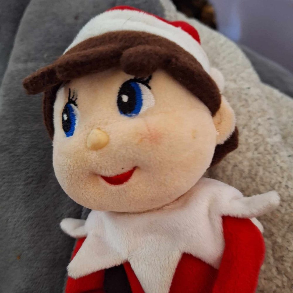 Elf On The Shelf Girl